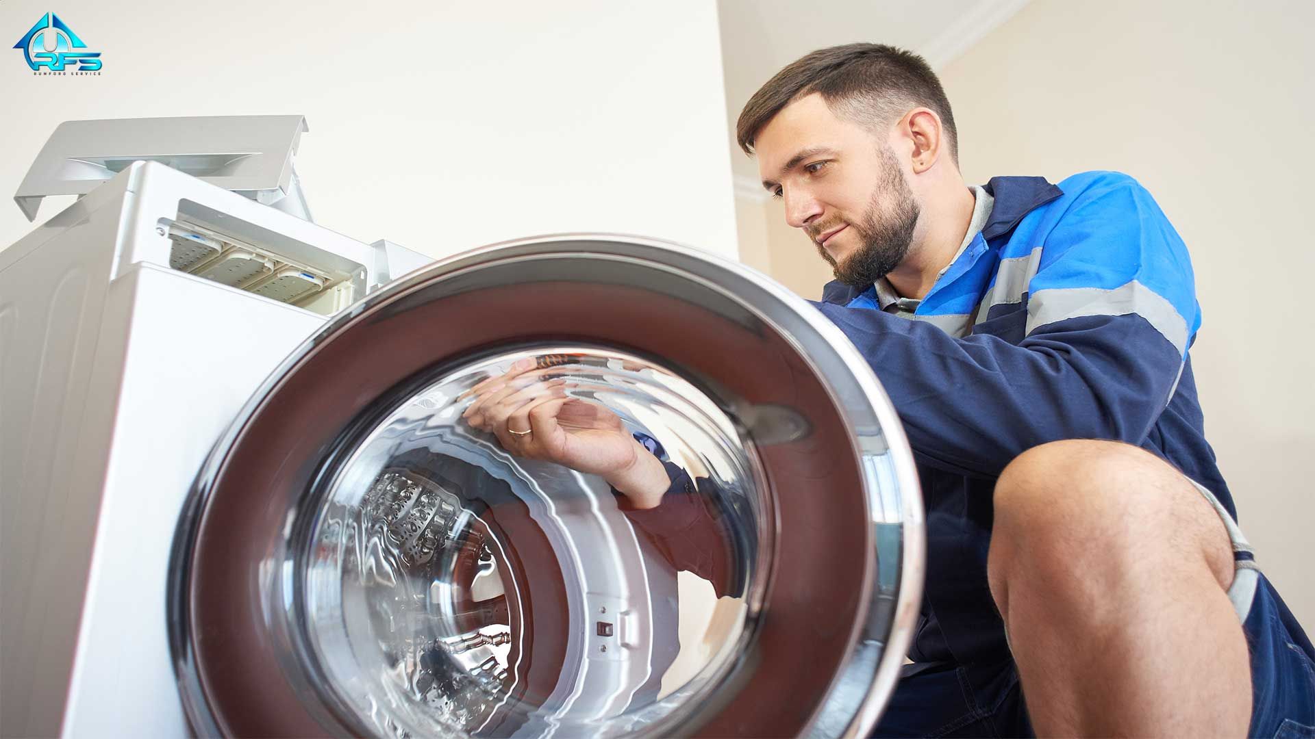 رامفورد سرویس کلیه ی خدمات مربوط به نصب و تعمیر لوازم خانگی خصوصا تعمیر ماشین لباسشویی را به نحو احسن برای شما انجام میدهد.